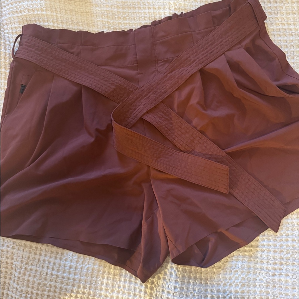 Athleta High Waist Paperbag Shorts